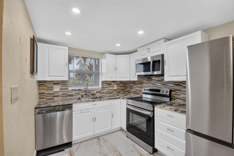 Copropriété à vendre à Boynton Beach, Floride: 2 chambres, 91.6 m2 № 2262450 - photo 7