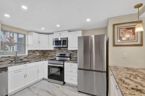 Copropriété à vendre à Boynton Beach, Floride: 2 chambres, 91.6 m2 № 2262450 - photo 6