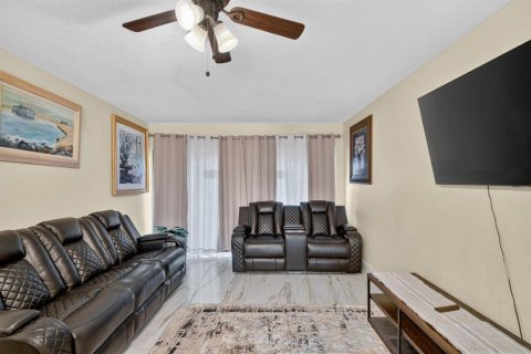 Copropriété à vendre à Boynton Beach, Floride: 2 chambres, 91.6 m2 № 2262450 - photo 18