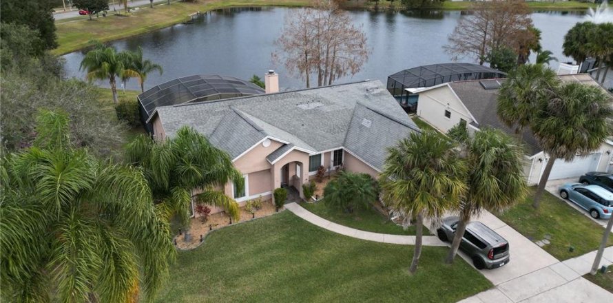 House in Orlando, Florida 4 bedrooms, 178.65 sq.m. № 1582690