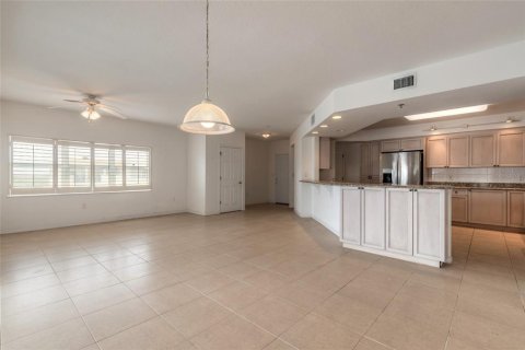 Copropriété à vendre à New Smyrna Beach, Floride: 3 chambres, 238.48 m2 № 2353453 - photo 8