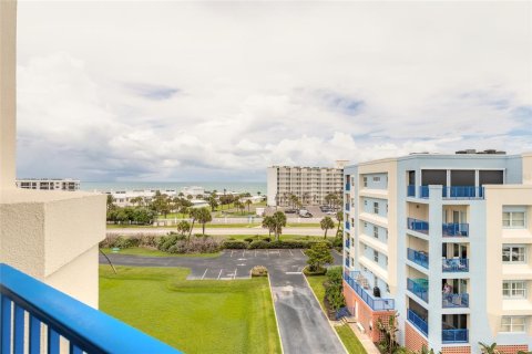 Copropriété à vendre à New Smyrna Beach, Floride: 3 chambres, 238.48 m2 № 2353453 - photo 25