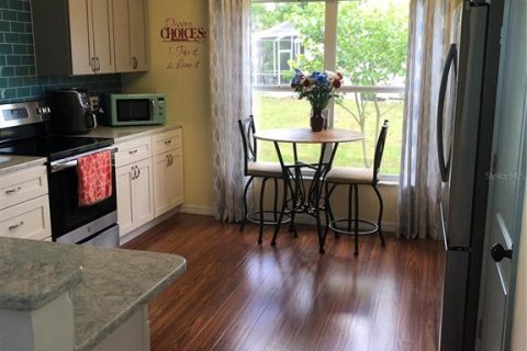Casa en venta en Port Richey, Florida, 3 dormitorios, 147.81 m2 № 2220244 - foto 9