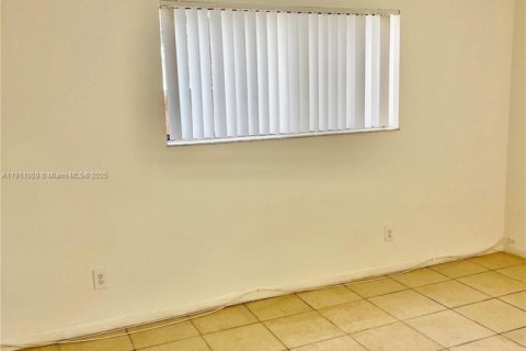 Appartement à louer à Davie, Floride: 2 chambres, 89.46 m2 № 1966181 - photo 10