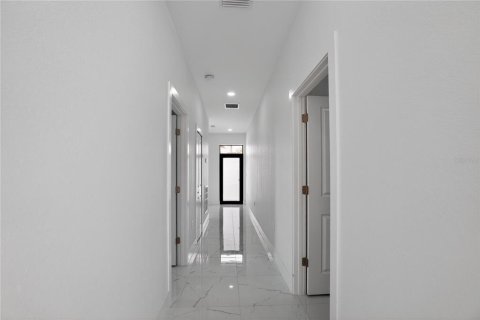 Villa ou maison à vendre à Rotonda, Floride: 4 chambres, 149.02 m2 № 2204360 - photo 8
