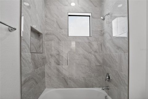 Villa ou maison à vendre à Rotonda, Floride: 4 chambres, 149.02 m2 № 2204360 - photo 27