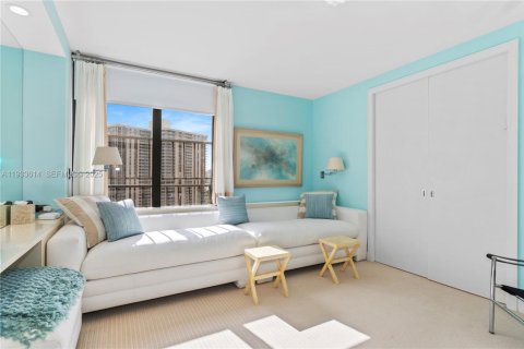 Condominio en venta en Aventura, Florida, 2 dormitorios, 176.61 m2 № 2035837 - foto 19