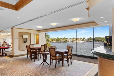 Condominio en venta en Aventura, Florida, 2 dormitorios, 176.61 m2 № 2035837 - foto 23