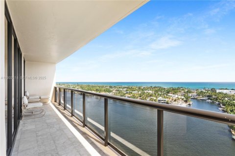 Condominio en venta en Aventura, Florida, 2 dormitorios, 176.61 m2 № 2035837 - foto 24