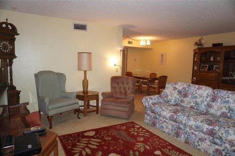 Copropriété à louer à Winter Haven, Floride: 1 chambre, 100.15 m2 № 1908465 - photo 16