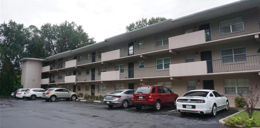 Condominio en Winter Haven, Florida, 1 dormitorio № 1908465