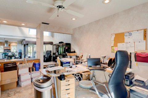 House in Delray Beach, Florida 3 bedrooms, 194.26 sq.m. № 2169612 - photo 26