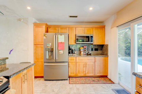 House in Delray Beach, Florida 3 bedrooms, 194.26 sq.m. № 2169612 - photo 19