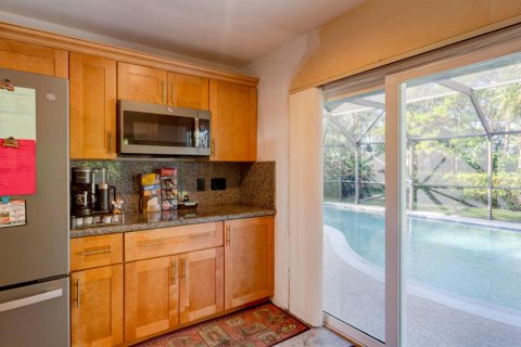House in Delray Beach, Florida 3 bedrooms, 194.26 sq.m. № 2169612 - photo 20