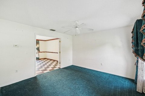 Villa ou maison à vendre à Spring Hill, Floride: 4 chambres, 343.74 m2 № 1771548 - photo 9