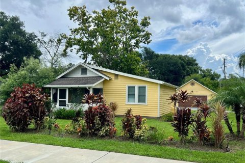 House in Zephyrhills, Florida 2 bedrooms, 80.82 sq.m. № 1909724 - photo 2
