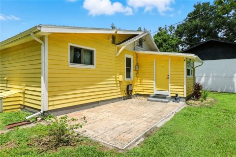 House in Zephyrhills, Florida 2 bedrooms, 80.82 sq.m. № 1909724 - photo 28