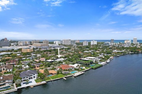 Villa ou maison à Fort Lauderdale, Floride 5 chambres, 408.21 m2 № 2354108