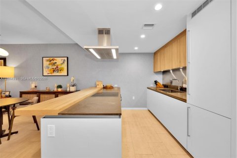 Copropriété à louer à Miami, Floride: 1 chambre, 80.82 m2 № 2076394 - photo 9