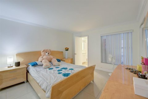 Condominio en venta en Hollywood, Florida, 2 dormitorios, 92.9 m2 № 2191062 - foto 10