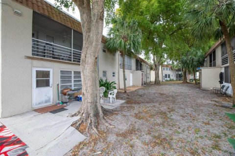 Condominio en venta en Hollywood, Florida, 2 dormitorios, 92.9 m2 № 2191062 - foto 17