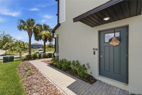 Touwnhouse à vendre à Land O' Lakes, Floride: 3 chambres, 172.89 m2 № 2227622 - photo 3
