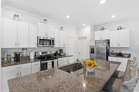 Touwnhouse à vendre à Land O' Lakes, Floride: 3 chambres, 172.89 m2 № 2227622 - photo 6