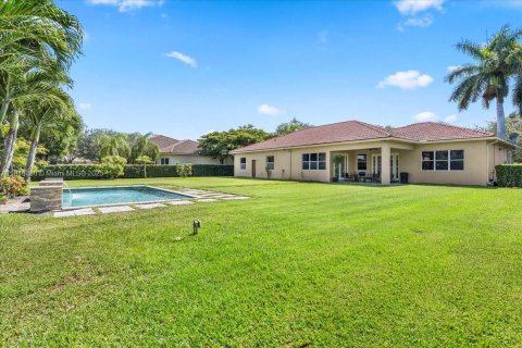 Casa en venta en Davie, Florida, 4 dormitorios, 254.55 m2 № 1847749 - foto 17