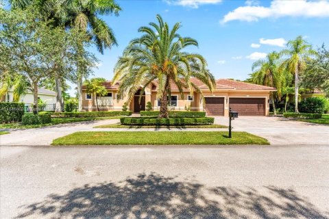 Casa en venta en Davie, Florida, 4 dormitorios, 254.55 m2 № 1847749 - foto 2