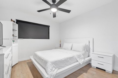 Villa ou maison à louer à Pembroke Pines, Floride: 4 chambres, 203.27 m2 № 2030866 - photo 22