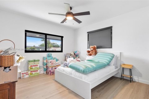 Villa ou maison à louer à Pembroke Pines, Floride: 4 chambres, 203.27 m2 № 2030866 - photo 21