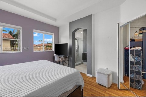 Купить таунхаус в Дорал, Флорида 3 спальни, 140м2, № 1983844 - фото 19