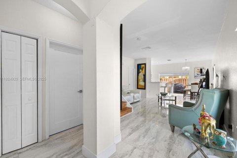 Купить таунхаус в Дорал, Флорида 3 спальни, 140м2, № 1983844 - фото 7