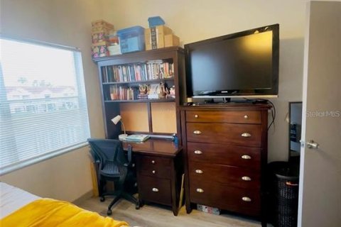 Condo in Orlando, Florida, 1 bedroom № 2206741 - photo 14