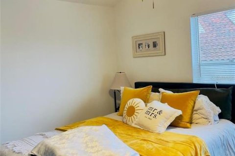 Condo in Orlando, Florida, 1 bedroom № 2206741 - photo 16
