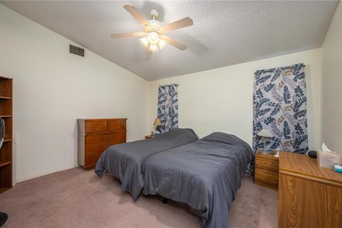 House in Winter Haven, Florida 3 bedrooms, 134.24 sq.m. № 1873367 - photo 18