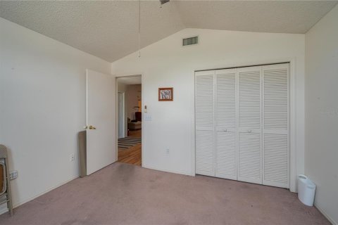 House in Winter Haven, Florida 3 bedrooms, 134.24 sq.m. № 1873367 - photo 23