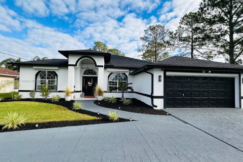 House in Palm Coast, Florida 4 bedrooms, 243.13 sq.m. № 1862460 - photo 2