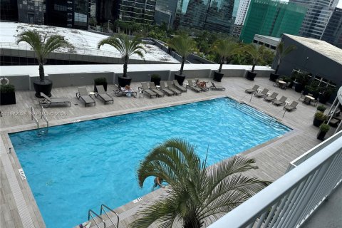 Condominio en venta en Miami, Florida, 1 dormitorio, 79.9 m2 № 2033029 - foto 20