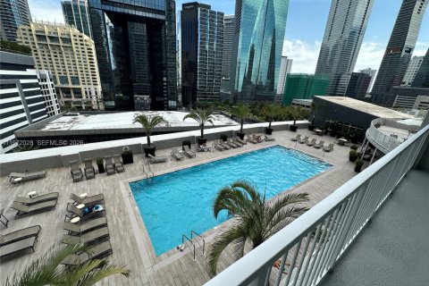 Condominio en venta en Miami, Florida, 1 dormitorio, 79.9 m2 № 2033029 - foto 21