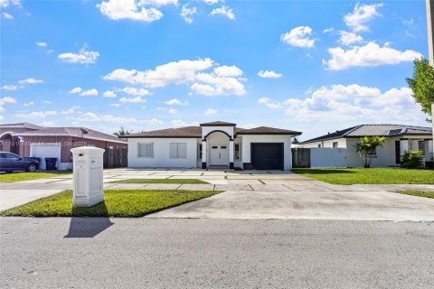 Купить виллу или дом в Хомстед, Флорида 3 спальни, 128.95м2, № 1971768 - фото 4