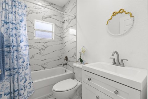 Купить виллу или дом в Хомстед, Флорида 3 спальни, 128.95м2, № 1971768 - фото 19
