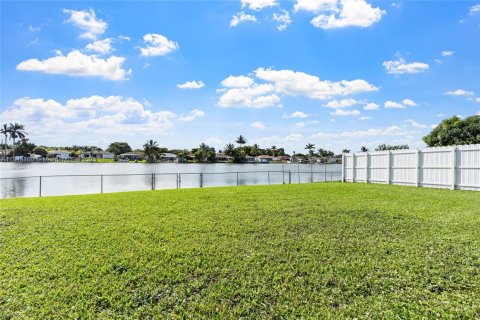 Купить виллу или дом в Хомстед, Флорида 3 спальни, 128.95м2, № 1971768 - фото 28