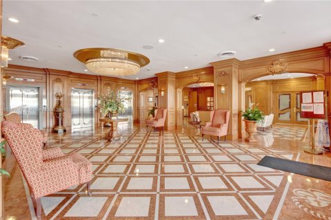 Copropriété à louer à Coral Gables, Floride: 40.88 m2 № 1953800 - photo 12