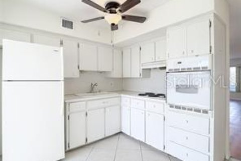 Copropriété à louer à Clearwater, Floride: 2 chambres, 102.19 m2 № 2433543 - photo 6