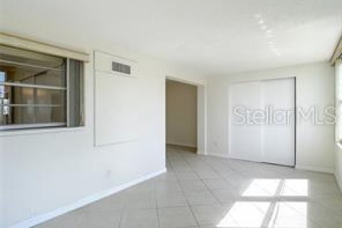 Copropriété à louer à Clearwater, Floride: 2 chambres, 102.19 m2 № 2433543 - photo 10