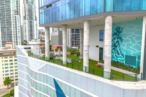 Condo in Miami, Florida  № 2185927 - photo 30