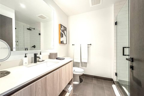 Condo in Miami, Florida  № 2185927 - photo 10