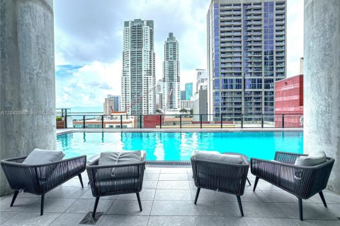 Condo in Miami, Florida  № 2185927 - photo 27