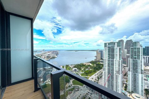 Studio à Condo à Miami, Floride  № 2185927